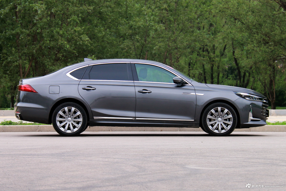 每次亮相都是焦点，广汽传祺传祺GA8全国最高直降2.18万